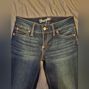 Wrangler- Retro Women's Blue Jeans